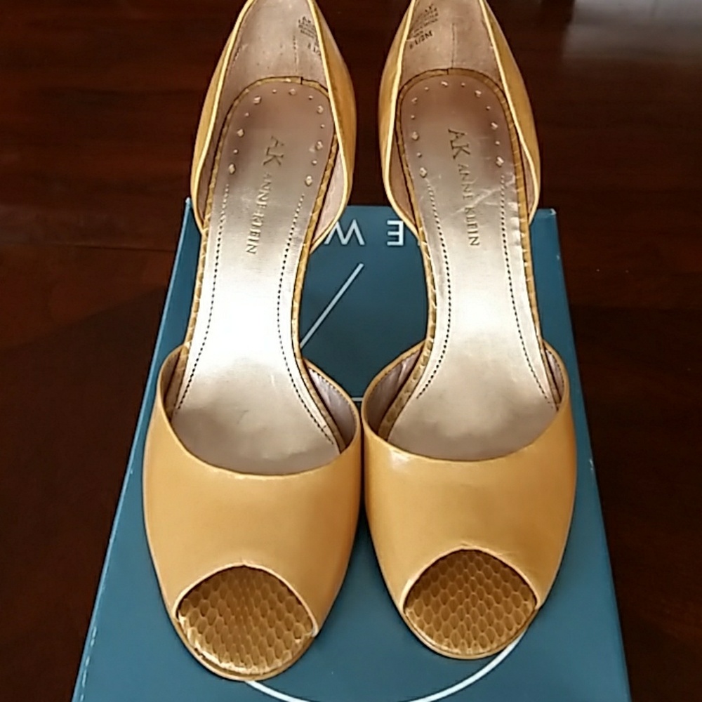 Ann Klein Nude Heels